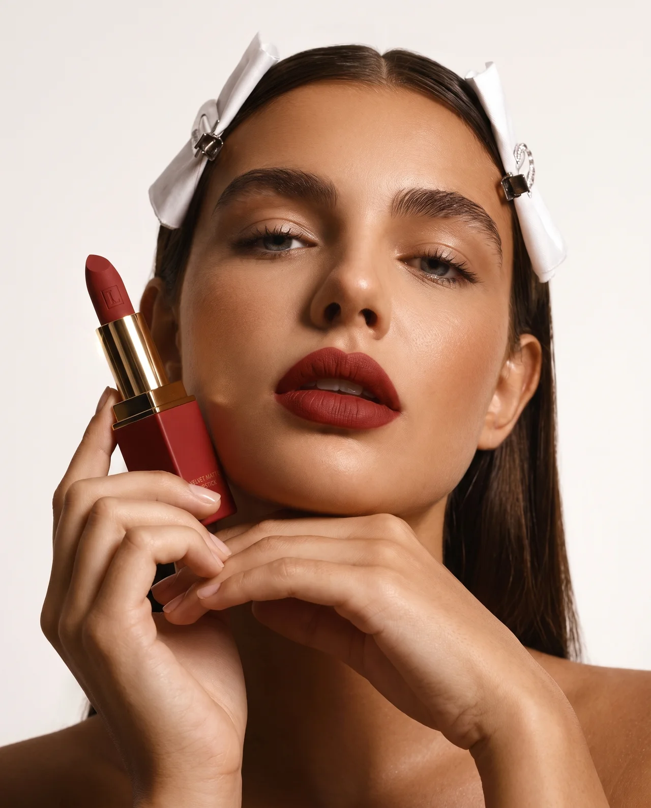 L — Velvet Matte Lipstick